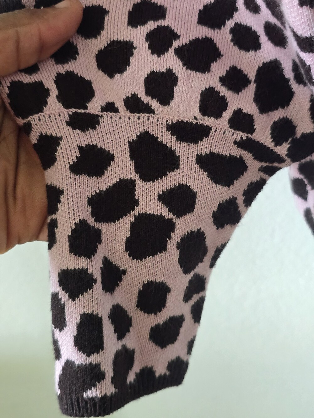 Ann Taylor Pink Black Animal Print Turtleneck Sweater Medium Puff Sleeve Knit - Picture 6 of 9